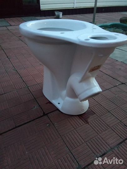 Унитаз напольный новый