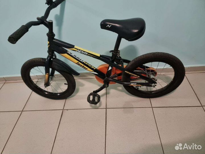Детский велосипед 16