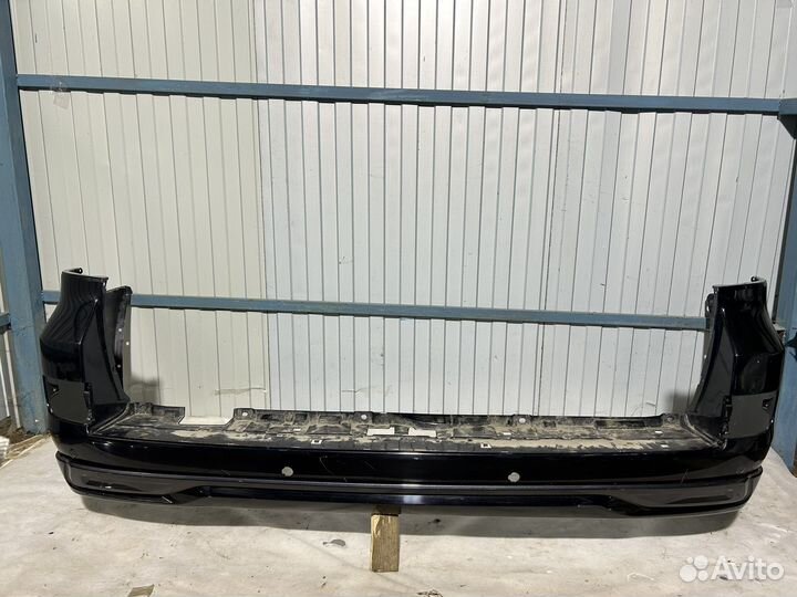 Бампер задний Toyota Land Cruiser 200 Executive