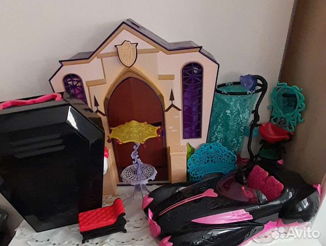 Домик кукольный, школа, мебель, машина для кукол