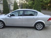 Opel Astra 1.6 AMT, 2008, 260 000 км, с пробегом, цена 575 000 руб.