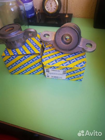 Опора заднего амортизатора