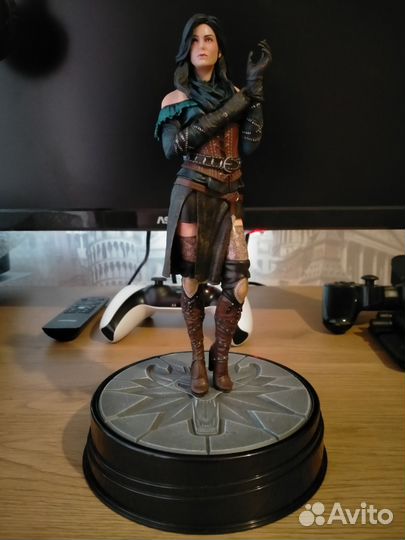 Фигурка Йеннифер Ведьмак 3