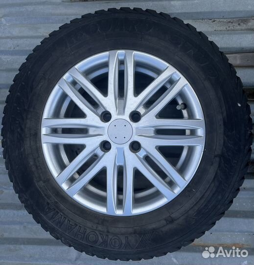R14 Yokohama IceGuard Stud IG65 185/70, PCD 4x100 DIA 60