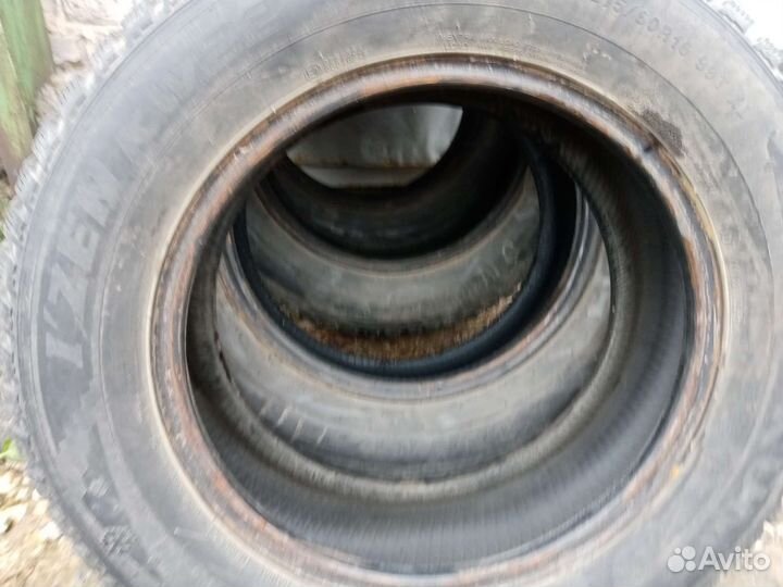 Kumho I'Zen Ice Power KW21 215/60 R16