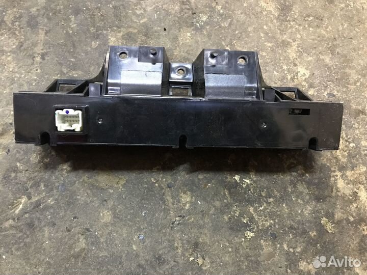 Дисплей информационный Mazda CX-7