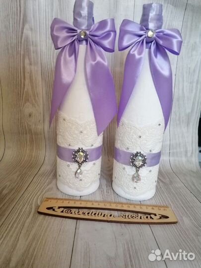 Свадебный комплект: шампанское, фужеры, браслеты