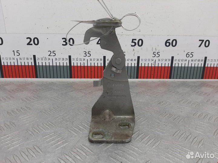 Петля капота правая для Opel Vivaro A 7700312083