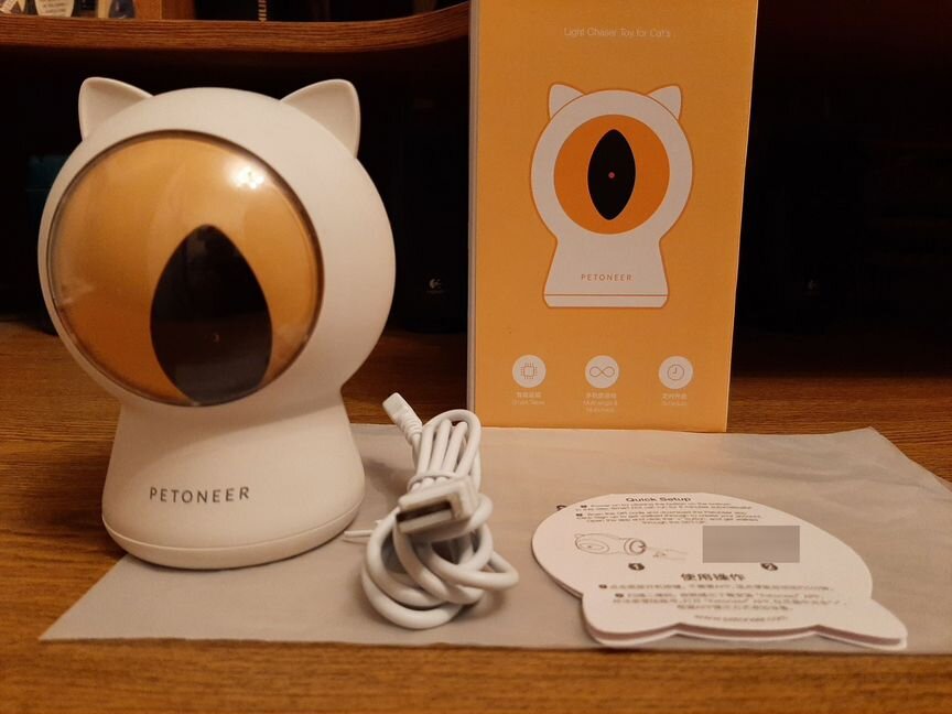 Умная игрушка для кошек Petoneer Smart Dot