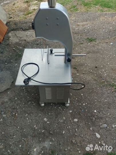 Ленточная пила для мяса airhot