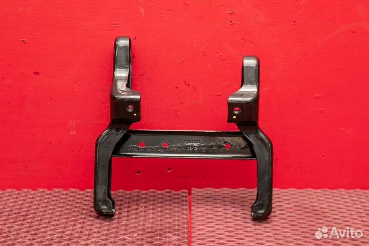 Кронштейн Audi A6 C7 chva 2013