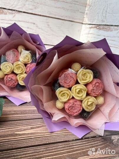 Съедобные букеты, клубника в шоколаде, фигурки