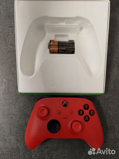 Xbox Wireless Controller Pulse Red (Реплика)