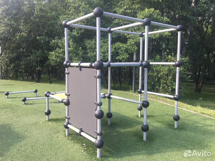 Турник с канатом