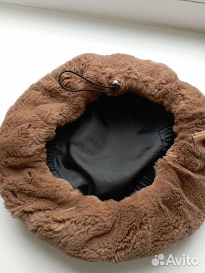 Берет меховой женский натуральный бобёр