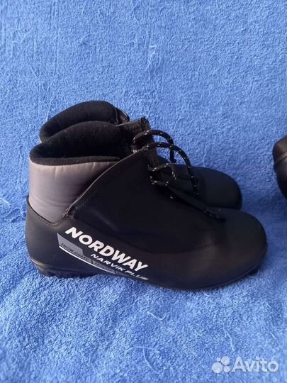 Ботинки лыжные
