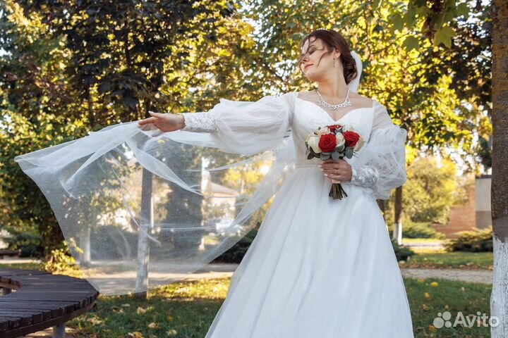 Свадебное платье