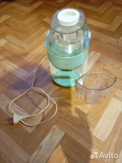 Соковыжималка шнековая бу