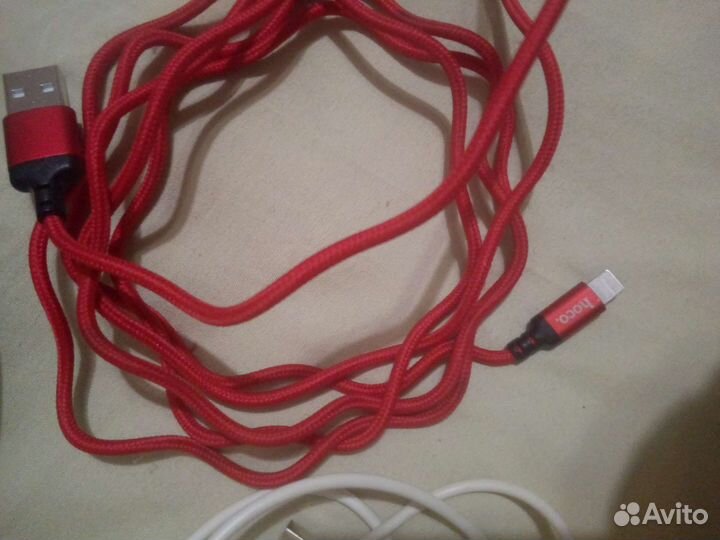 Кабель для зарядки iPhone