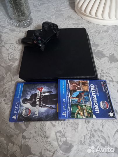 Игровая приставка ps4