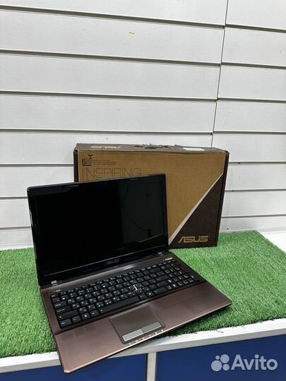 Ноутбук asus