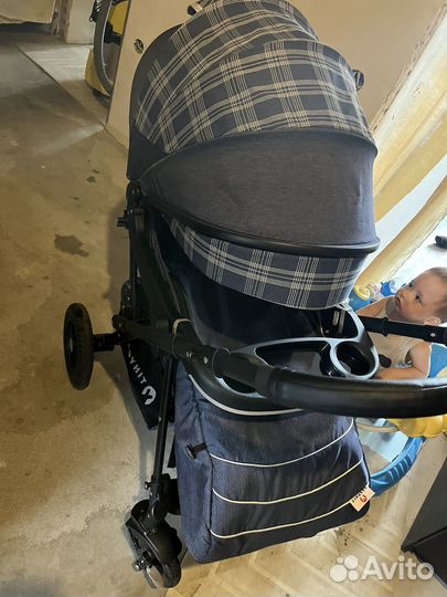 Прогулочная Коляска с перекидной ручкой