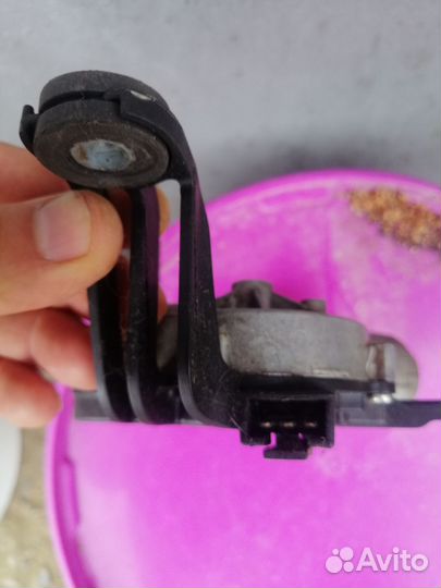 Моторчик заднего дворника