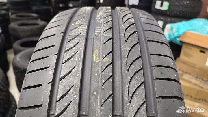 Pirelli Powergy 235/45 R18 98
