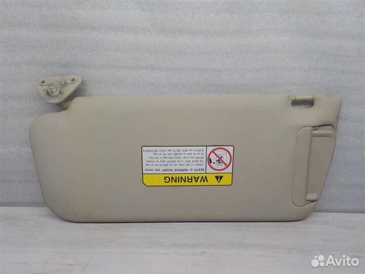 Козырек солнцезащитный (внутри) Mitsubishi Pajero