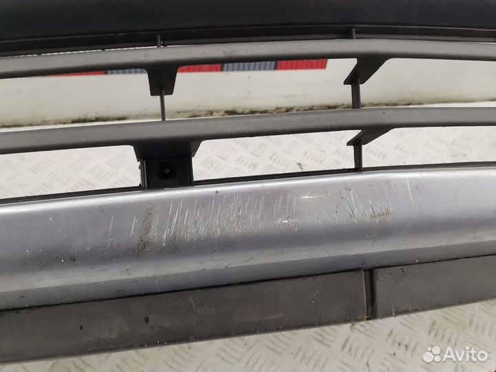 Бампер передний для Opel Meriva A 93177661