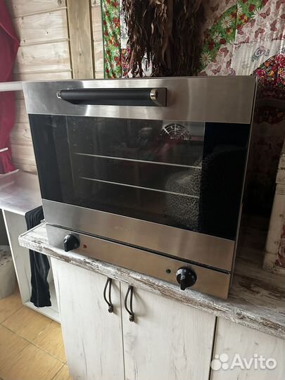 Духовой шкаф с конвекцией