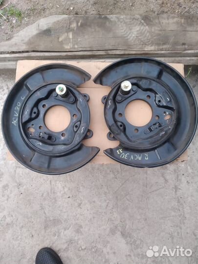 Кожух тормозного диска toyota camry v30 2.4