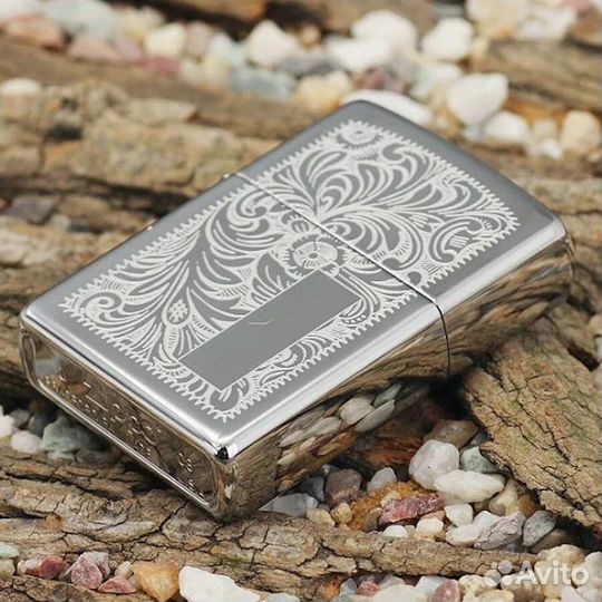 Зажигалка Venetian