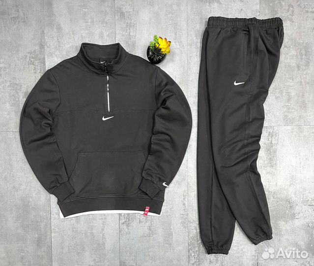 Hugo Boss спортивный костюм