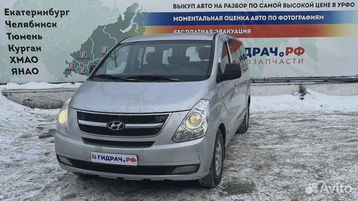 Обшивка стойки средней правой нижняя Hyundai Grand