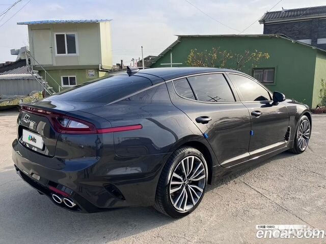 Kia Stinger 2.0 AT, 2019, 51 000 км