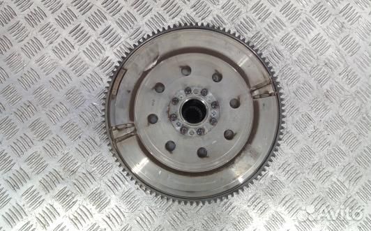 Маховик демпферный дизельный toyota corolla verso