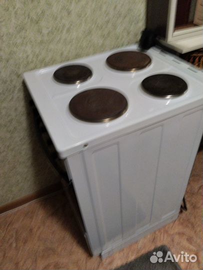 Продам электроплиту бу