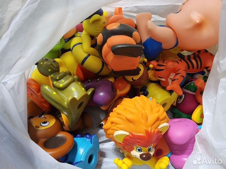 Игрушки