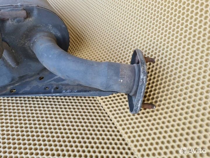 Глушитель задний правый Infiniti M25 M37 Q70 Y51