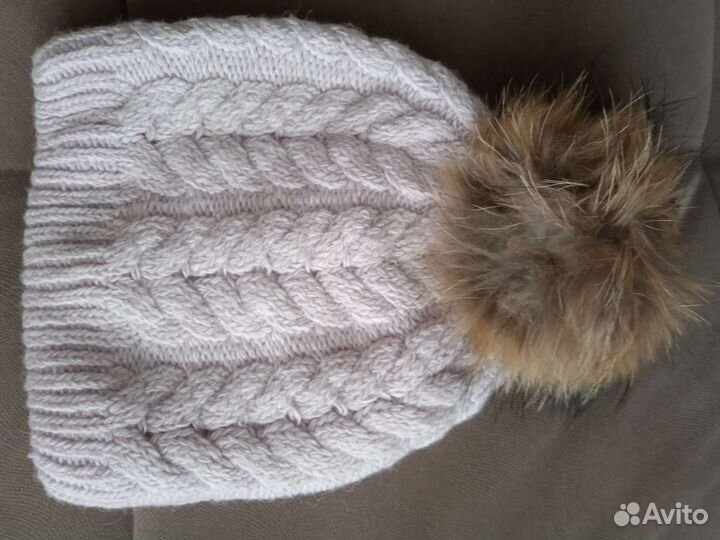 Шапки для девочки новые 2 шт