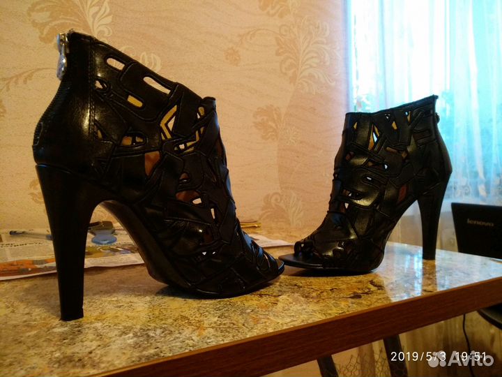 Женские ажурные летние туфли