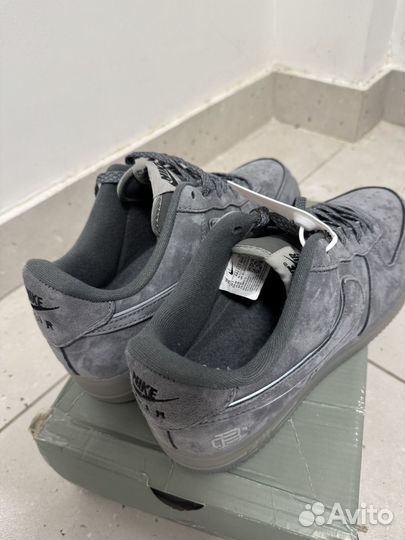 Кроссовки Nike air force 1 07 серые