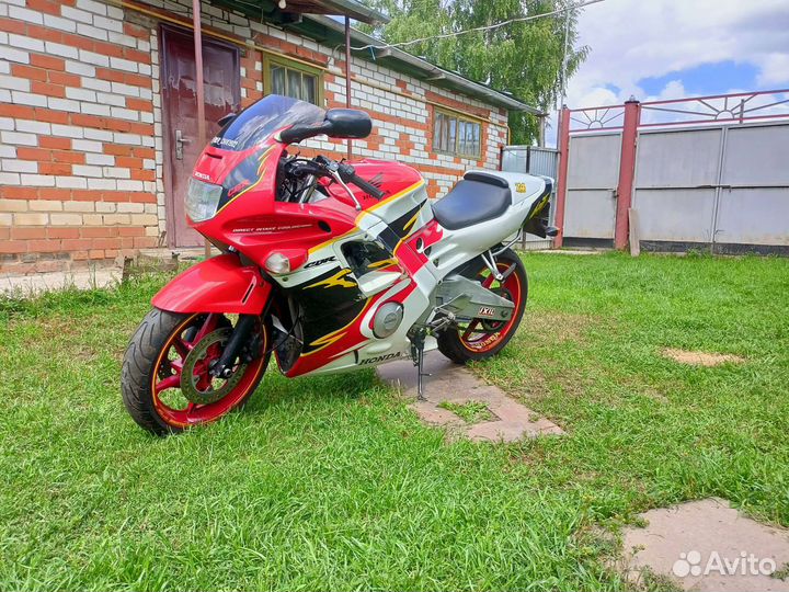 Honda cbr 600 f2