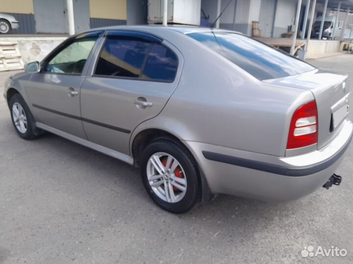 Skoda Octavia 1.6 МТ, 2008, 185 000 км