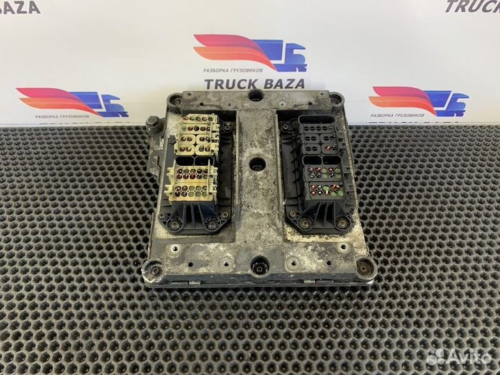 Блок управления двигателем