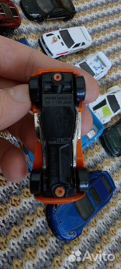 Hot wheels машинки