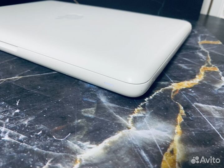 Apple MacBook 13 4/120+250