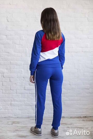 Женский спортивный костюм россия