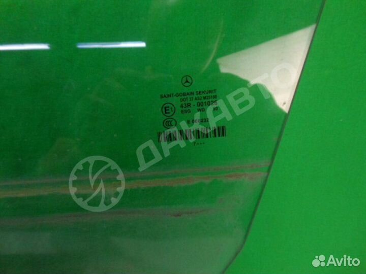 Стекло двери переднее левое Mercedes-Benz Cls W219
